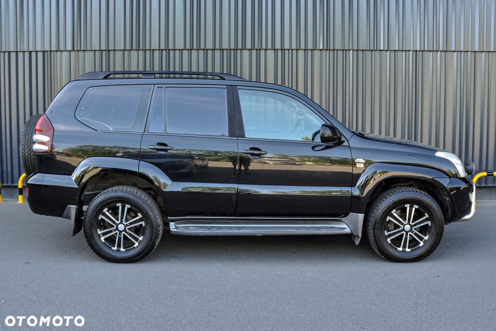 Toyota Land Cruiser - 5