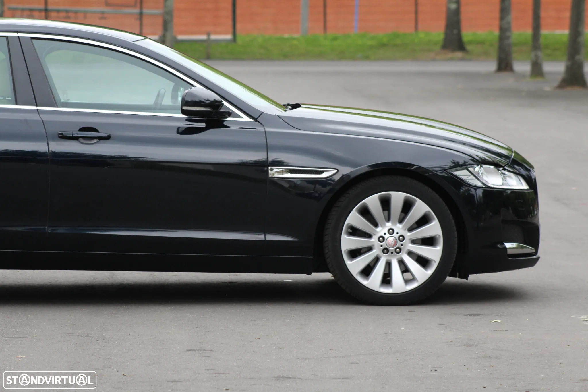Jaguar XF E-Performance Aut. Portfolio - 14