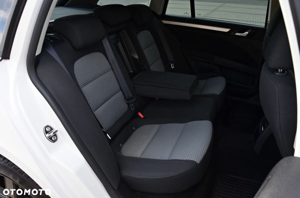 Skoda Superb 2.0 TDI Comfort - 33
