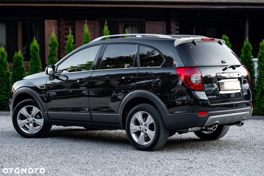 Chevrolet Captiva 2.4 LT+ - 9