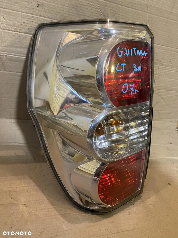 Lampa G.VITARA 07r lewy tył