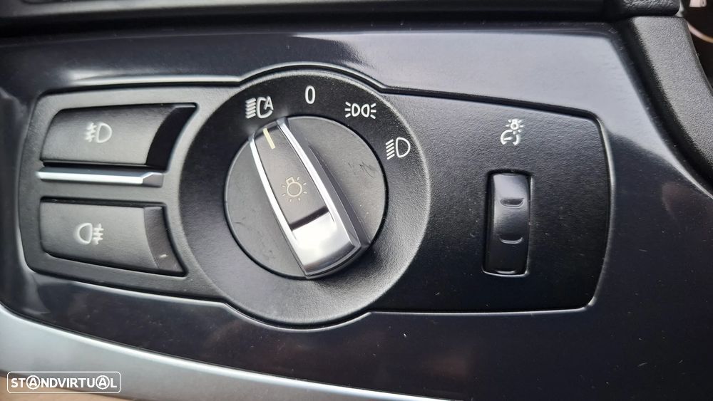 BMW 520 d Line Luxury Auto - 36