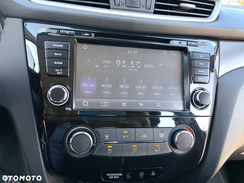 Nissan Qashqai 1.2 DIG-T Tekna - 24