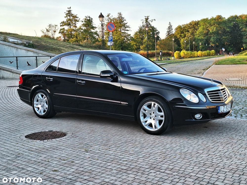 Mercedes-Benz Klasa E 500 Elegance - 27