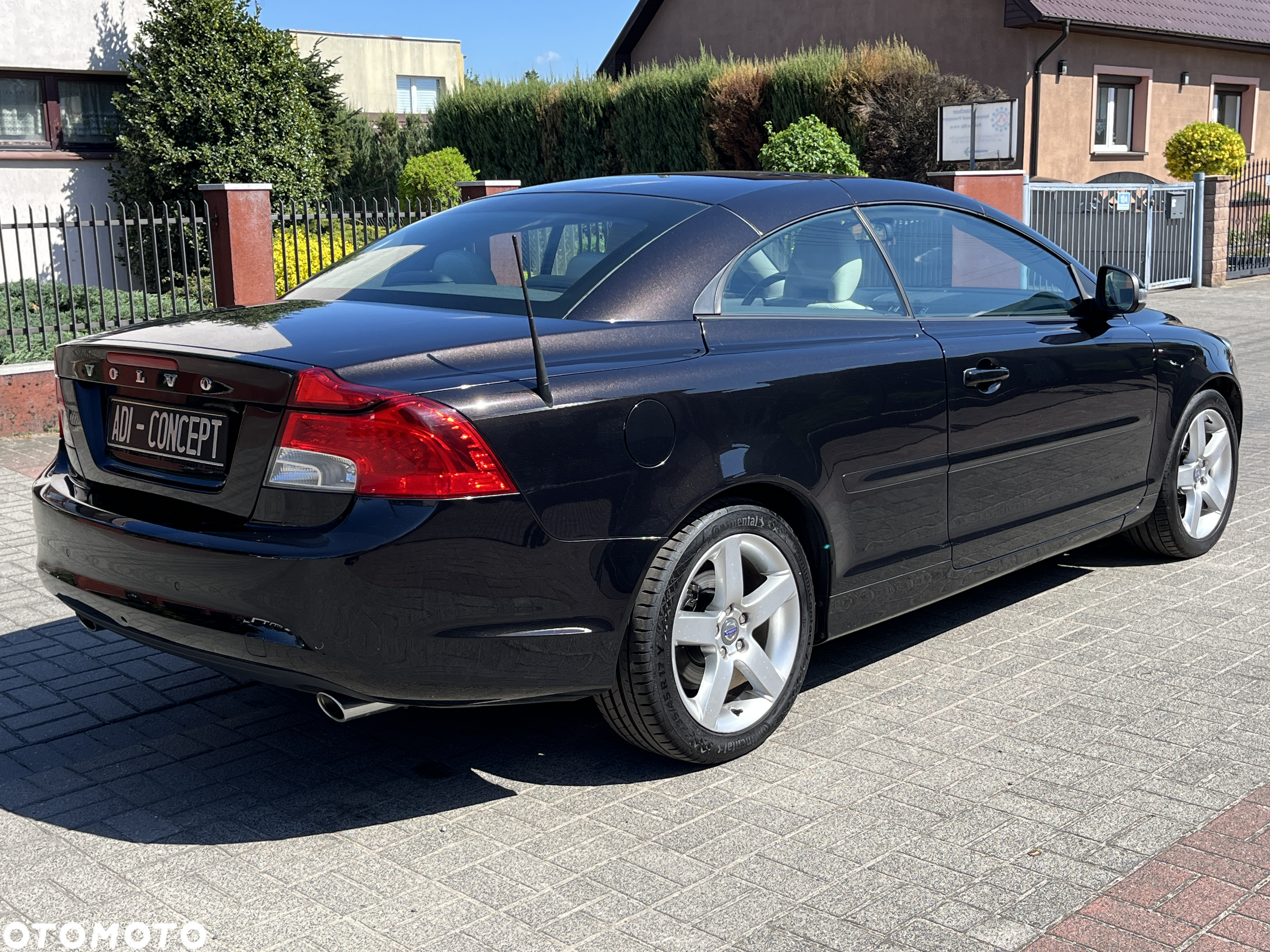 Volvo C70 D3 Momentum - 14
