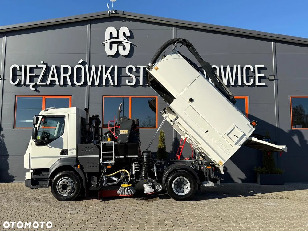 Volvo FL 15.250 Euro 6 // zamiatarka JOHNSTON VT652 //  BUCHER // odkurzacz , polewaczka - 6