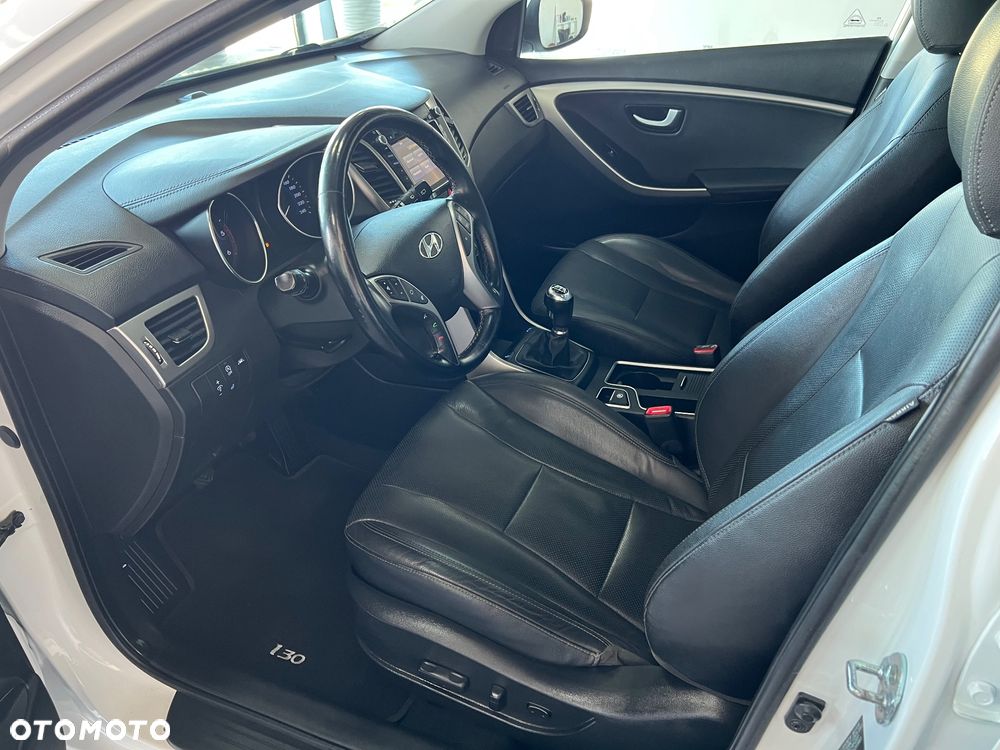 Hyundai i30 - 12