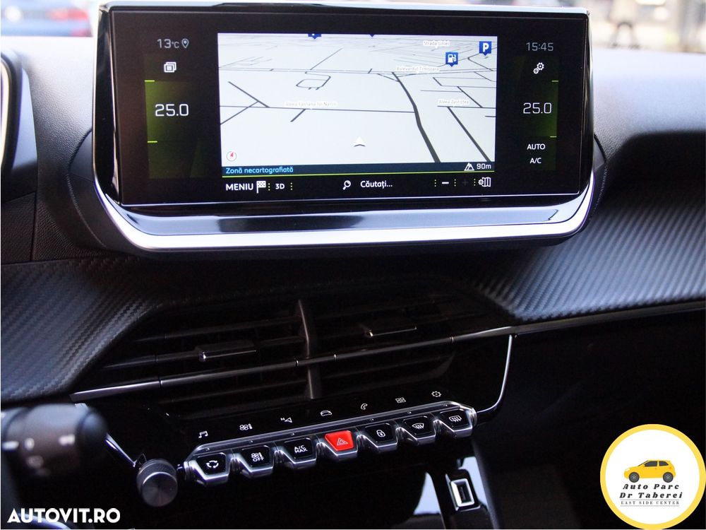 Peugeot 208 PureTech 100 EAT8 Allure Pack - 32