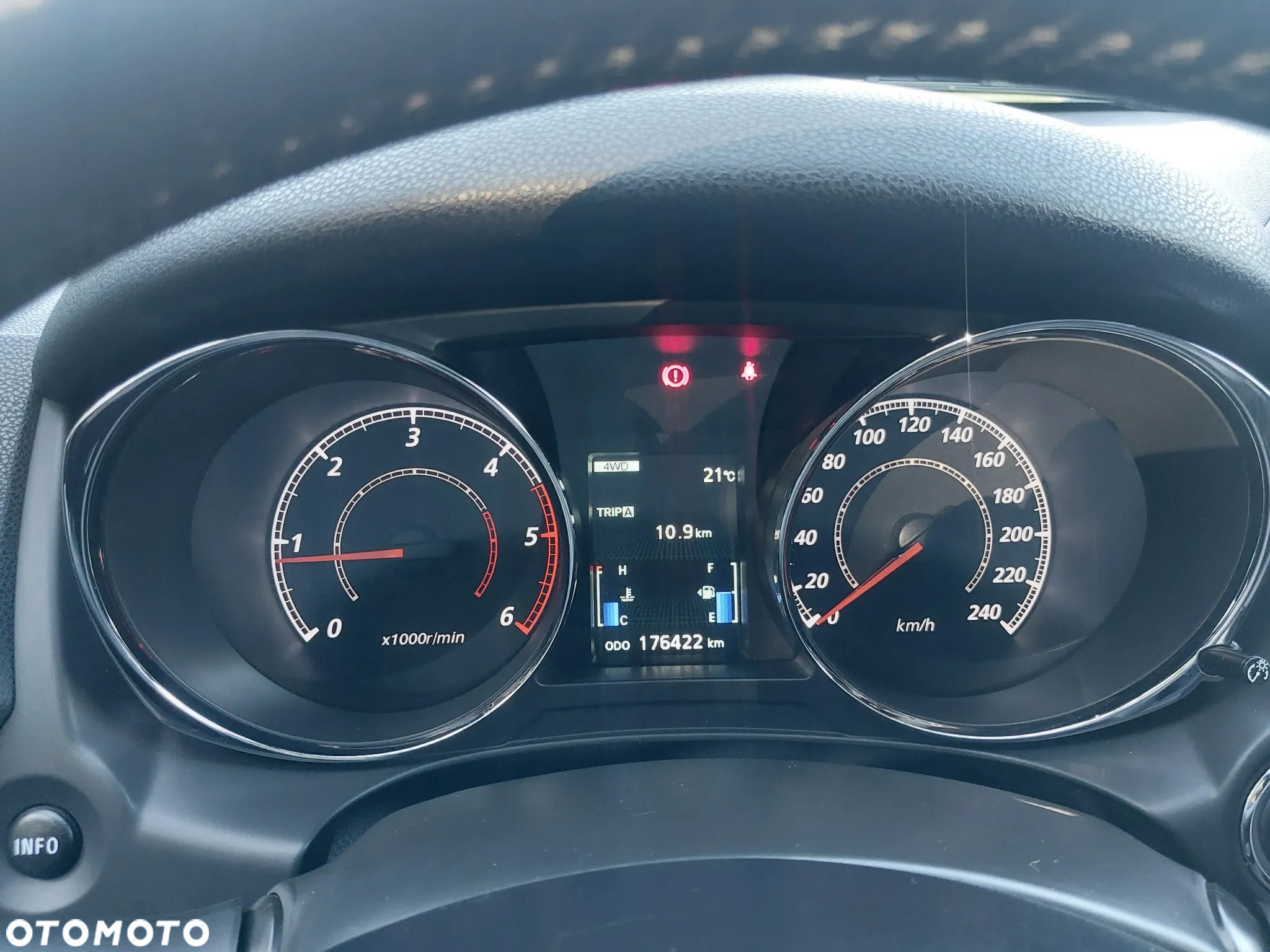 Peugeot 4008 HDI FAP 115 Stop & Start Allure - 16