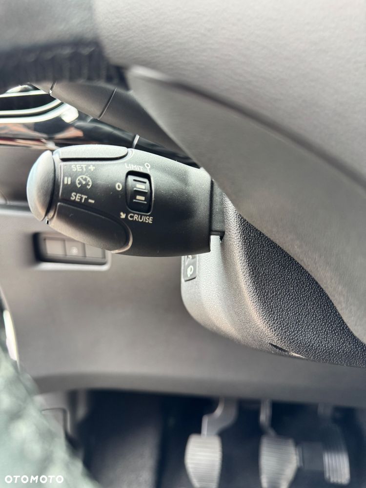 Citroën C3 1.2 PureTech Selection - 24