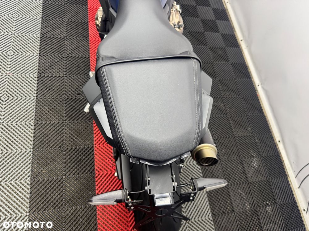 Honda CB - 21