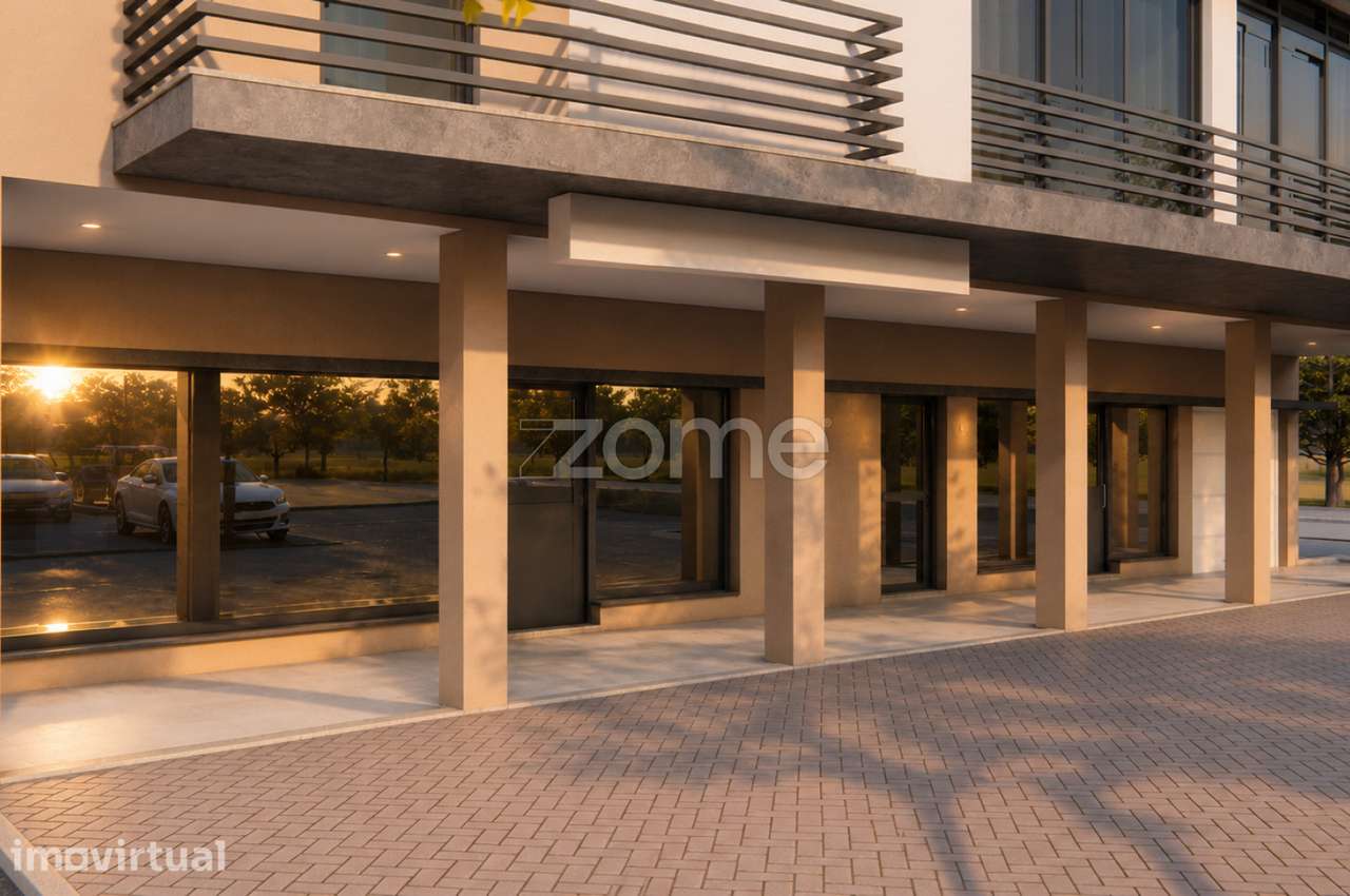 Loja com Terraço Privativo no Coração da Nova Vialonga - Grande imagem: 2/6