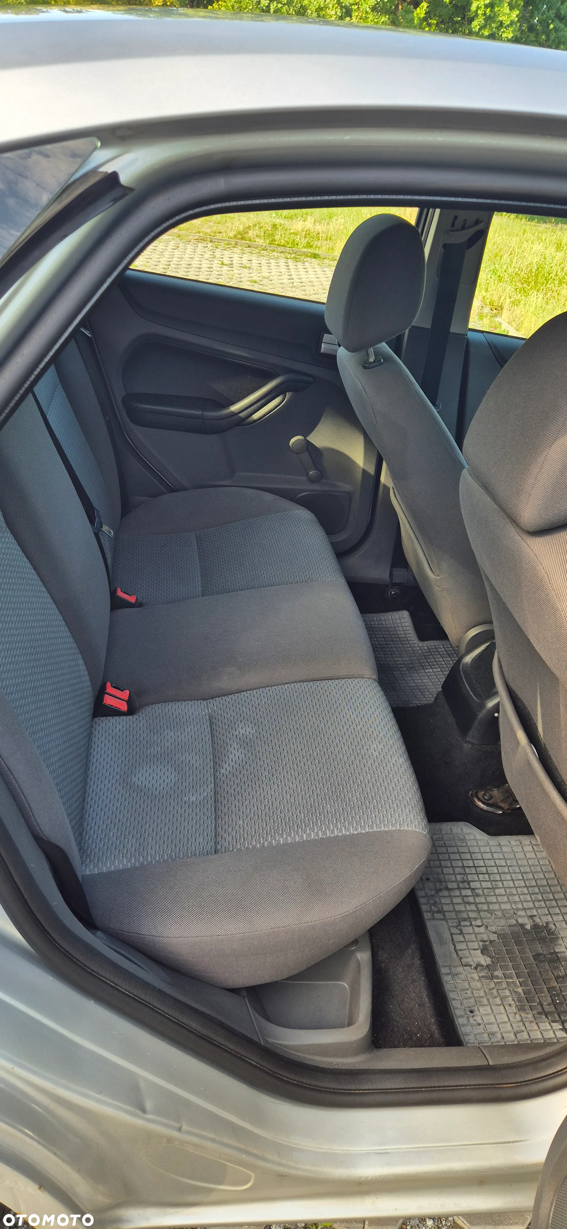 Ford Focus 1.8 TDCi Ambiente - 11