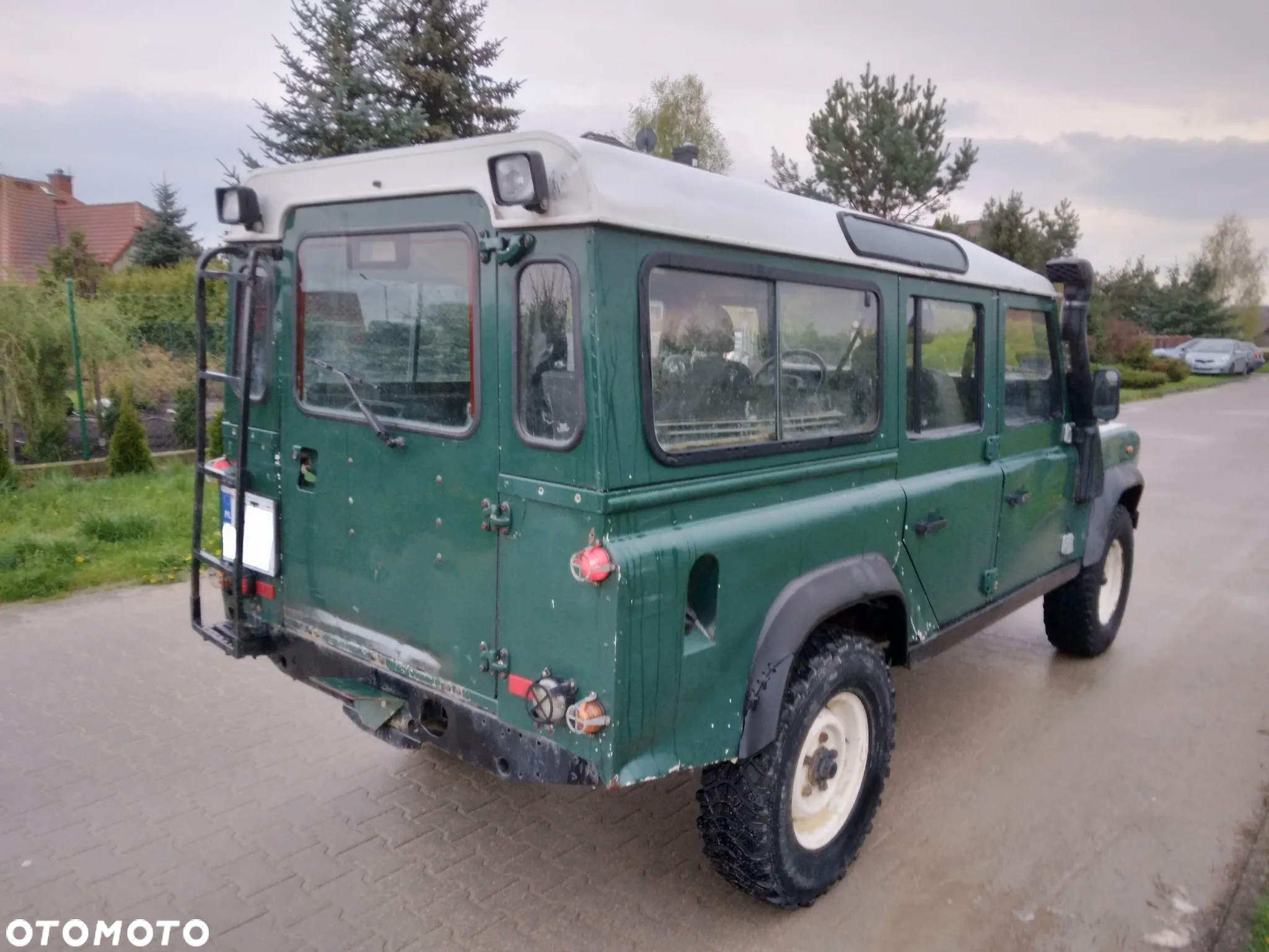 Land Rover Defender 110 2.5 TDI - 6