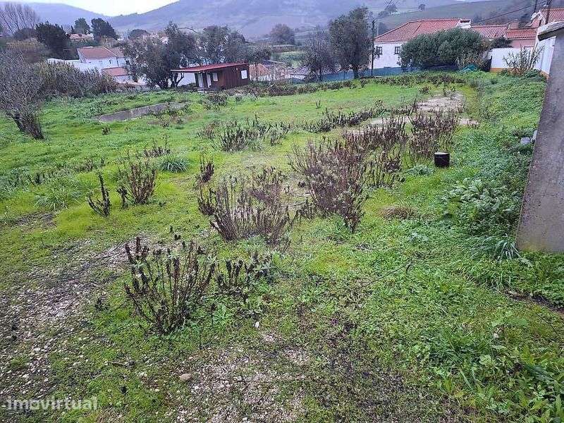 Terreno à venda em Torres Vedras - Grande imagem: 4/9