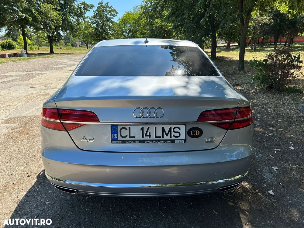 Audi A8 4.2 TDI DPF (clean diesel) quattro tiptronic - 31