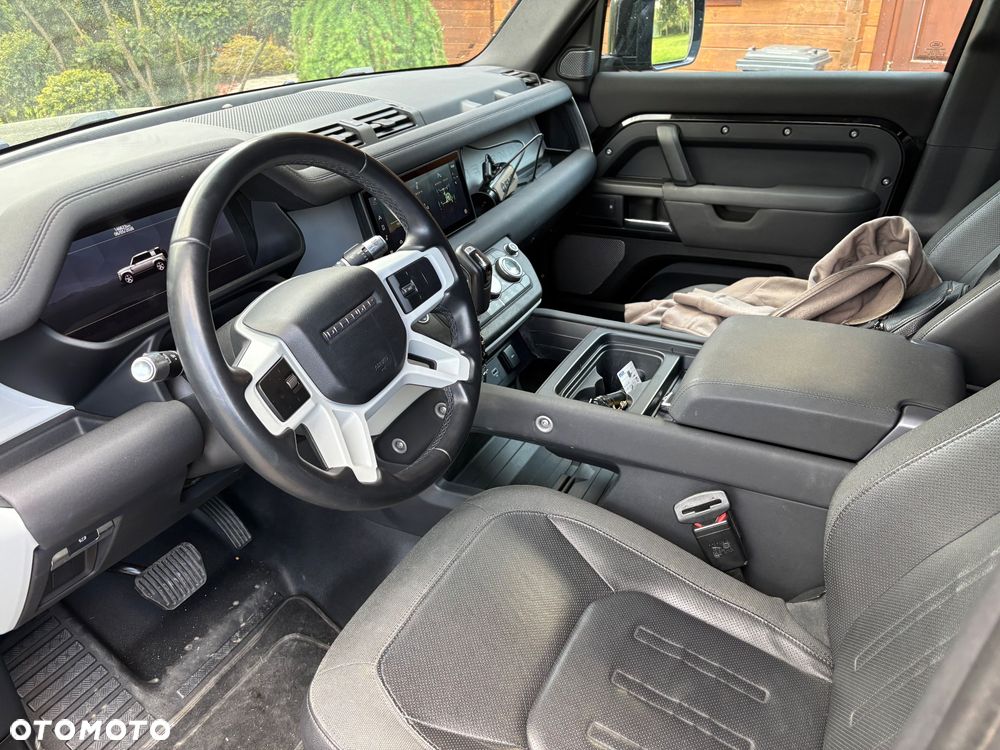 Land Rover Defender 2.0 D240 S - 9