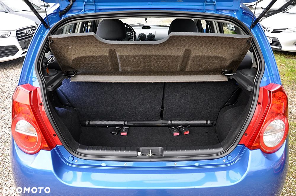 Chevrolet Aveo 1.4 16V LT - 29