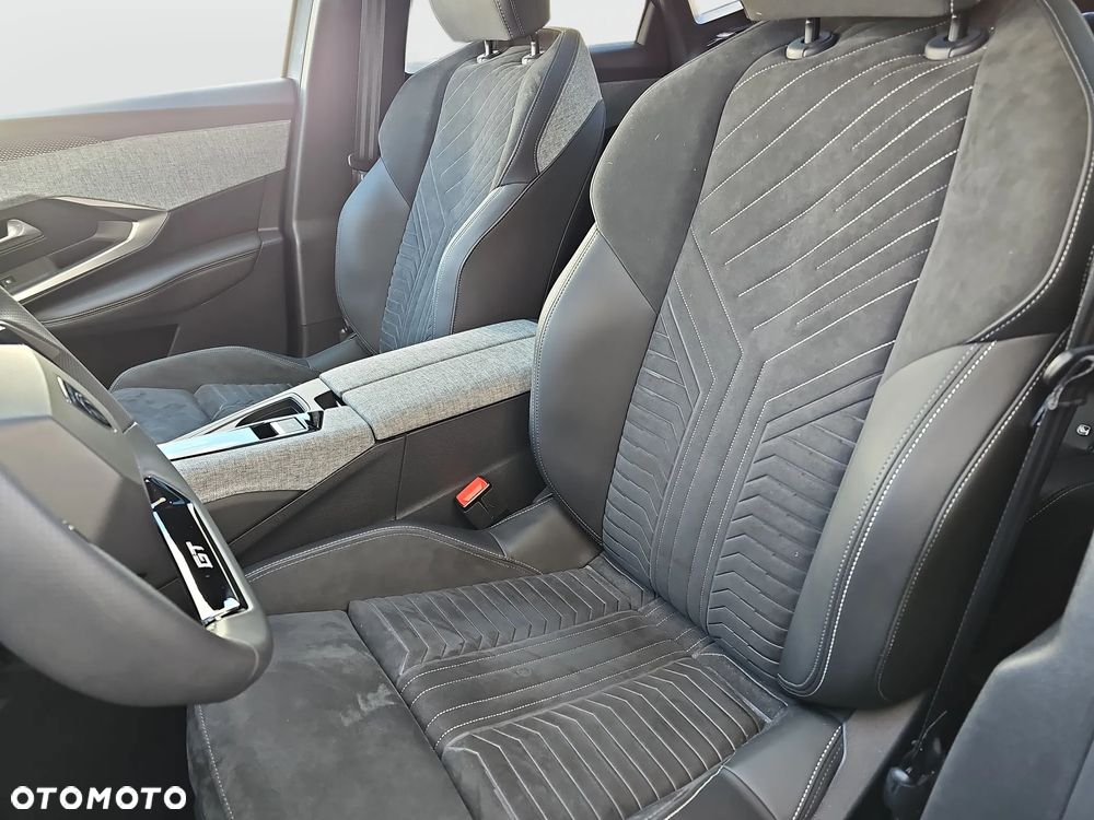 Peugeot 3008 1.2 PureTech mHEV GT S&S e-DCS6 - 12