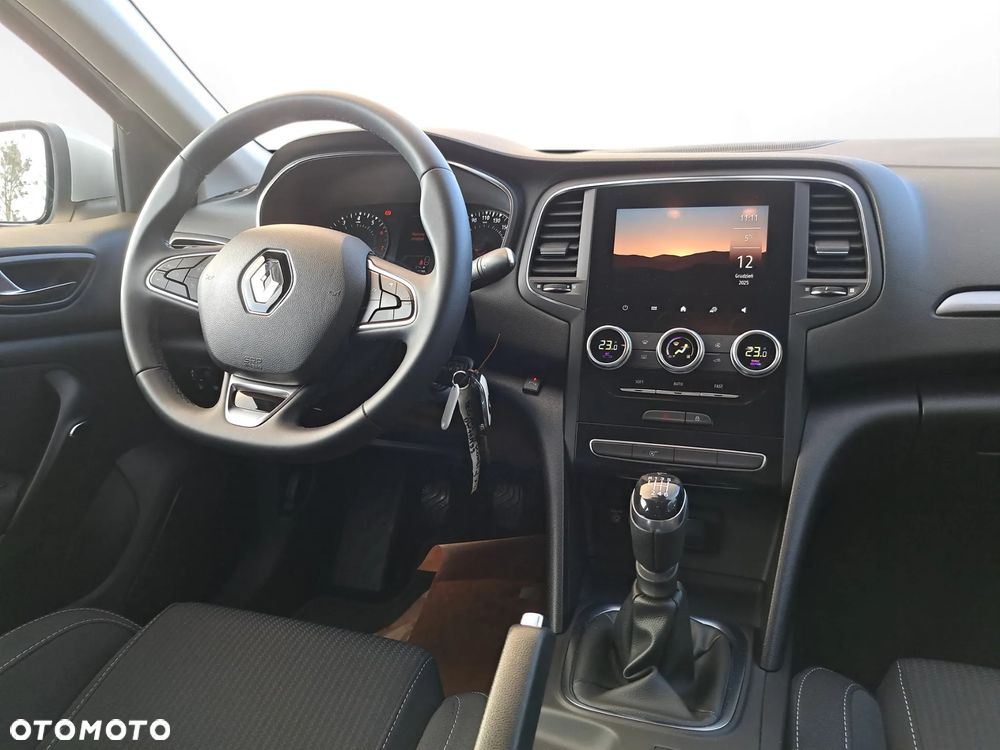 Renault Megane 1.3 TCe FAP Equilibre - 12