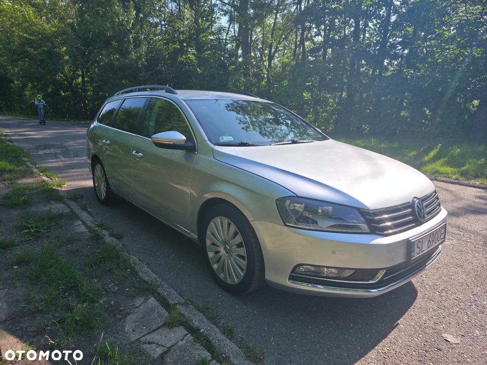 Volkswagen Passat 2.0 TDI Comfortline DSG - 2