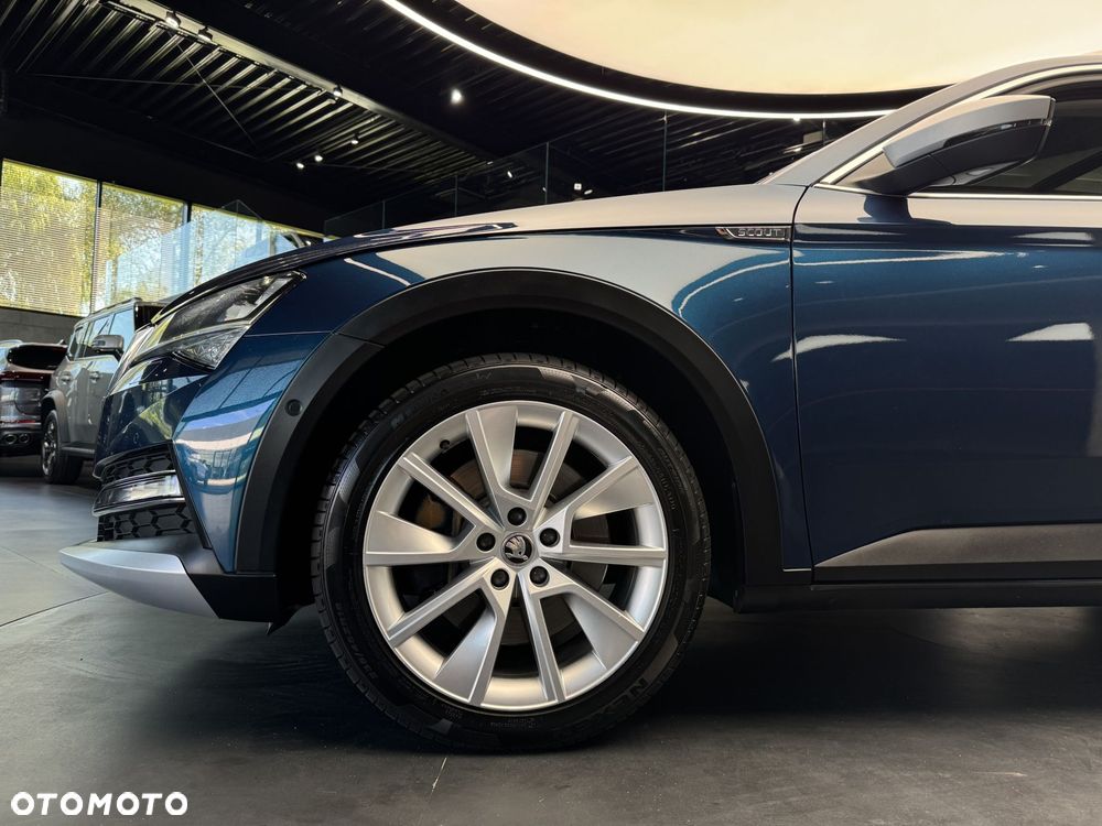 Skoda Superb 2.0 TSI 4x4 Scout DSG - 24
