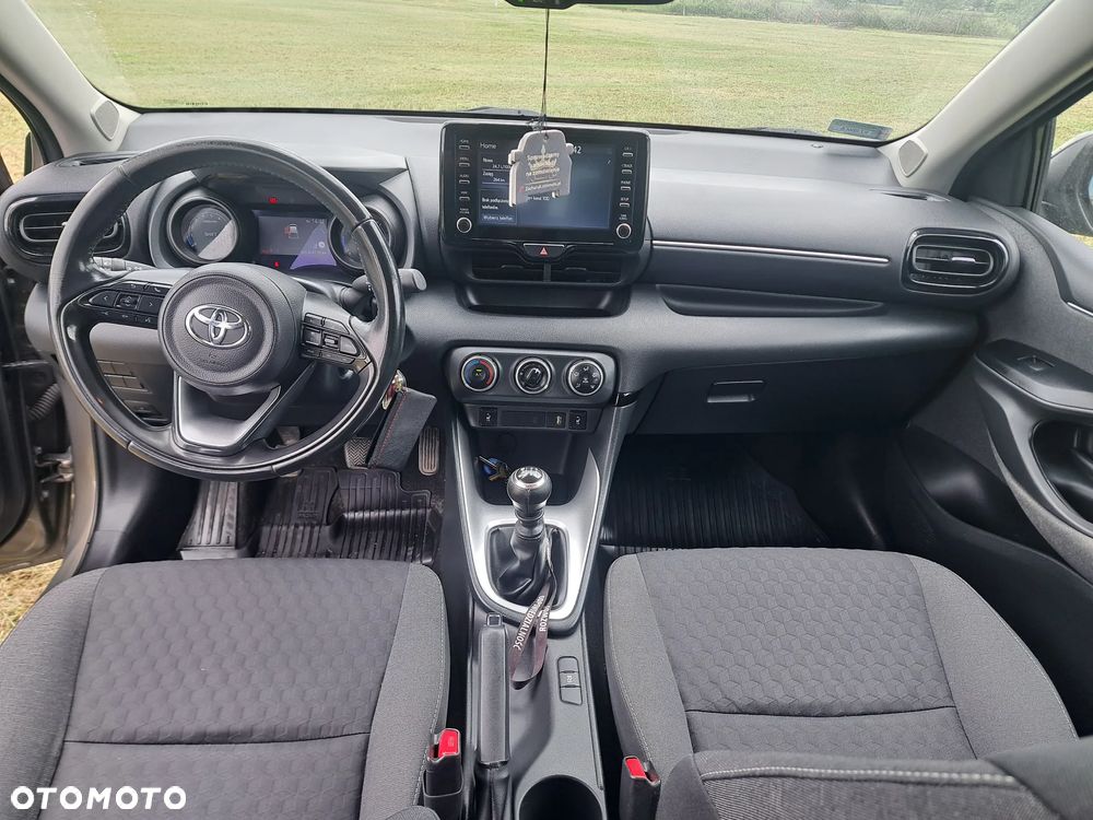 Toyota Yaris 1.5 Comfort - 11