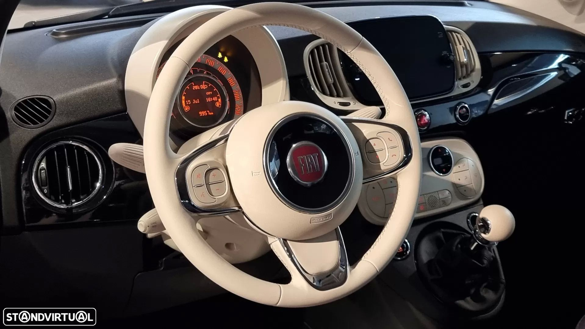Fiat 500 1.0 Hybrid Club - 25