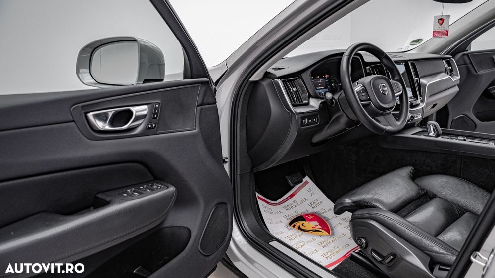 Volvo XC 60 T8 AWD Recharge Plus Bright - 12