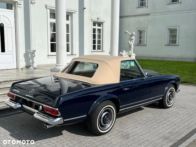 Mercedes-Benz SL - 9