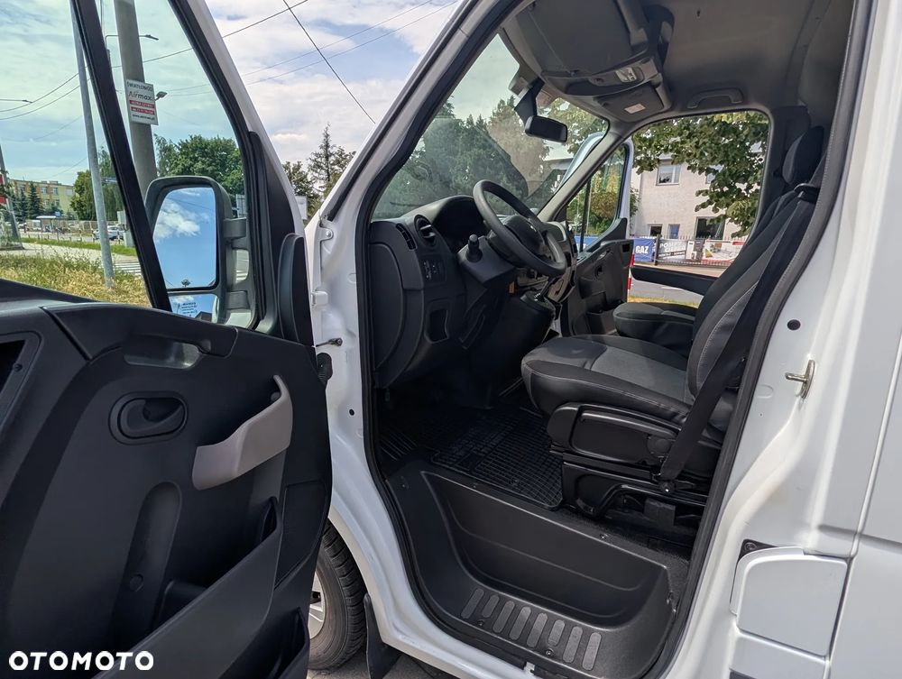 Renault Master - 22