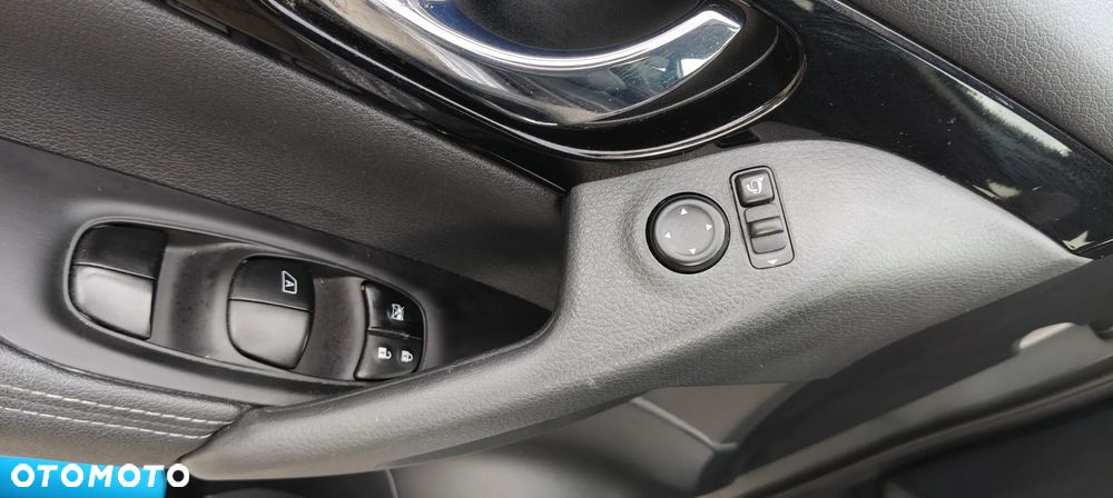 Nissan Qashqai 1.6 DIG-T Tekna+ - 16