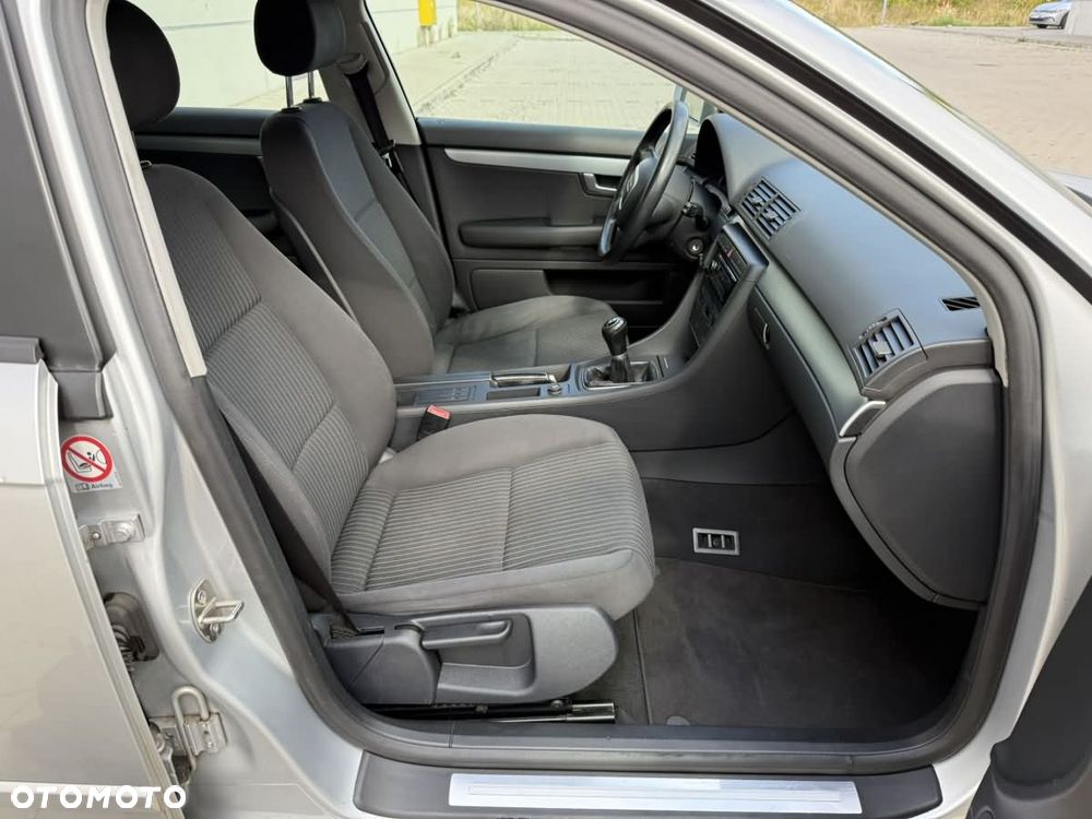 Audi A4 Limousine 2 - 22