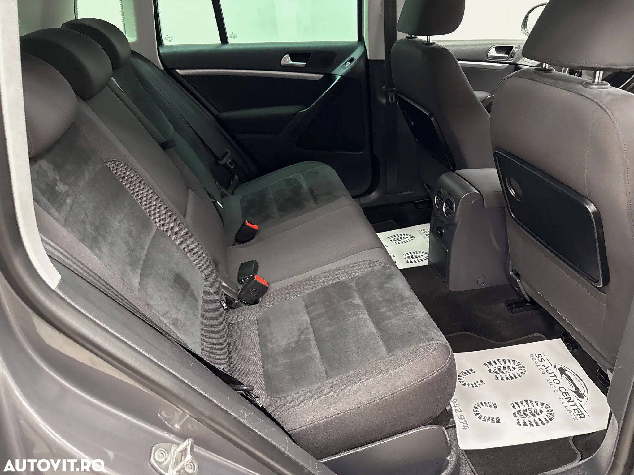 Volkswagen Tiguan 2.0 TDI 4Motion DSG Sport & Style - 17