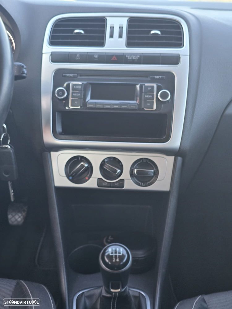 VW Polo 1.2 Confortline - 14