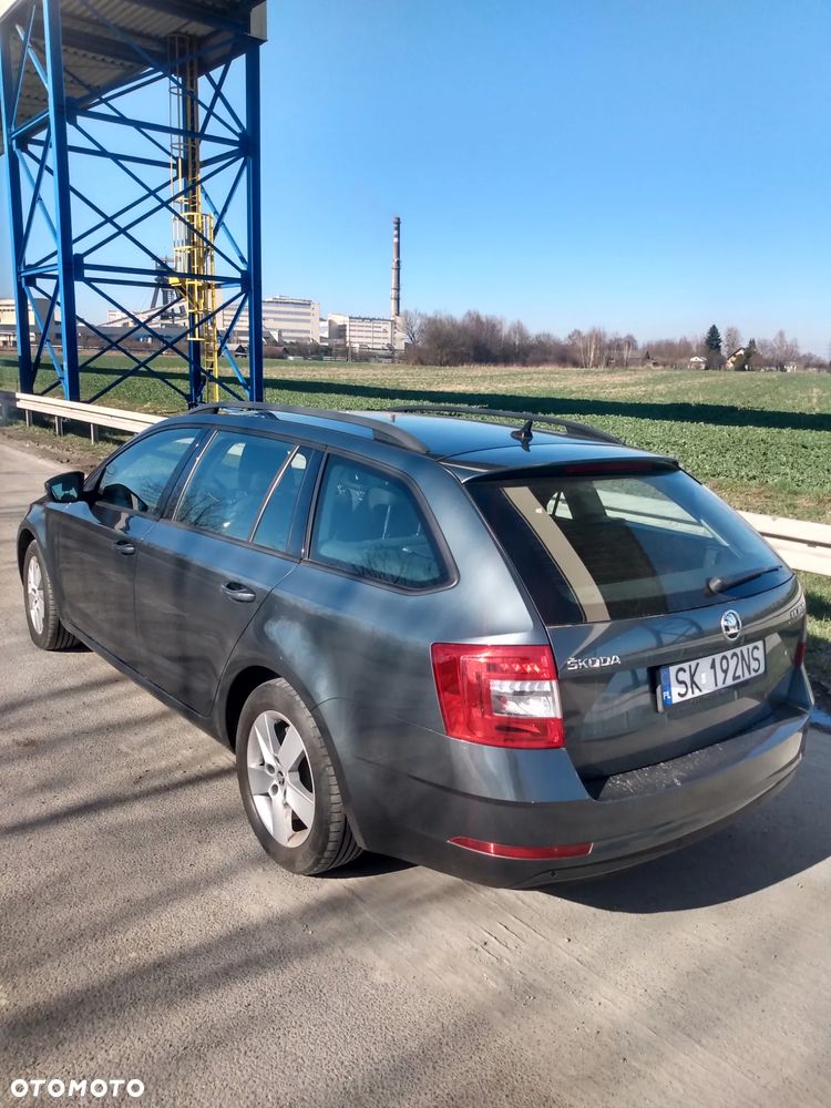 Skoda Octavia 2.0 TDI SCR Ambition DSG - 3