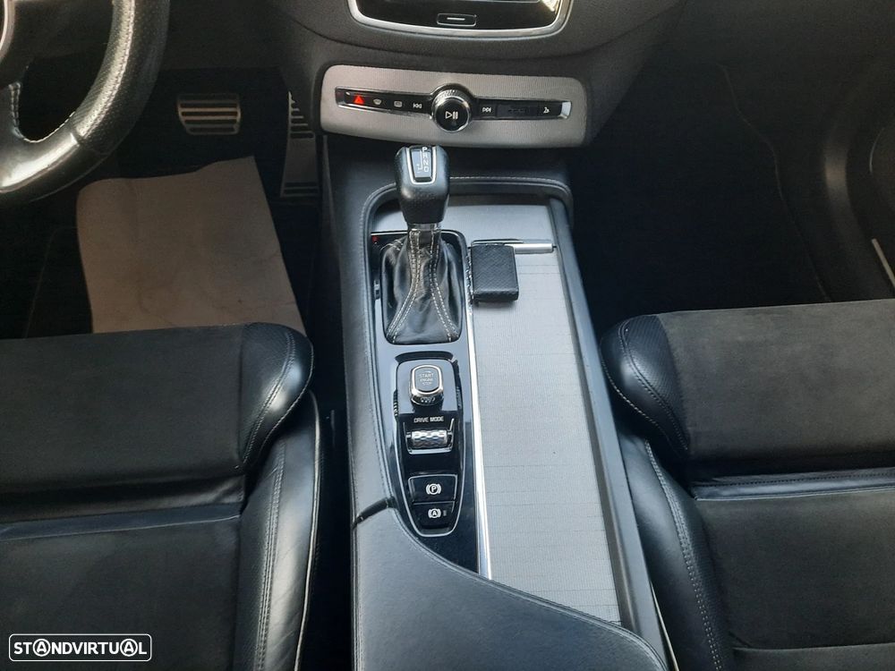 Volvo XC 90 2.0 D4 R-Design - 53