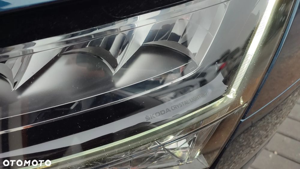 Skoda Superb 1.4 TSI Plug-In Hybrid Style DSG - 19