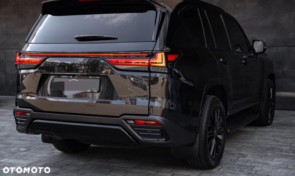 Lexus LX - 7