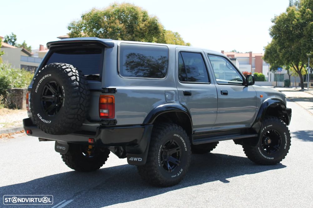 Toyota 4-Runner - 11
