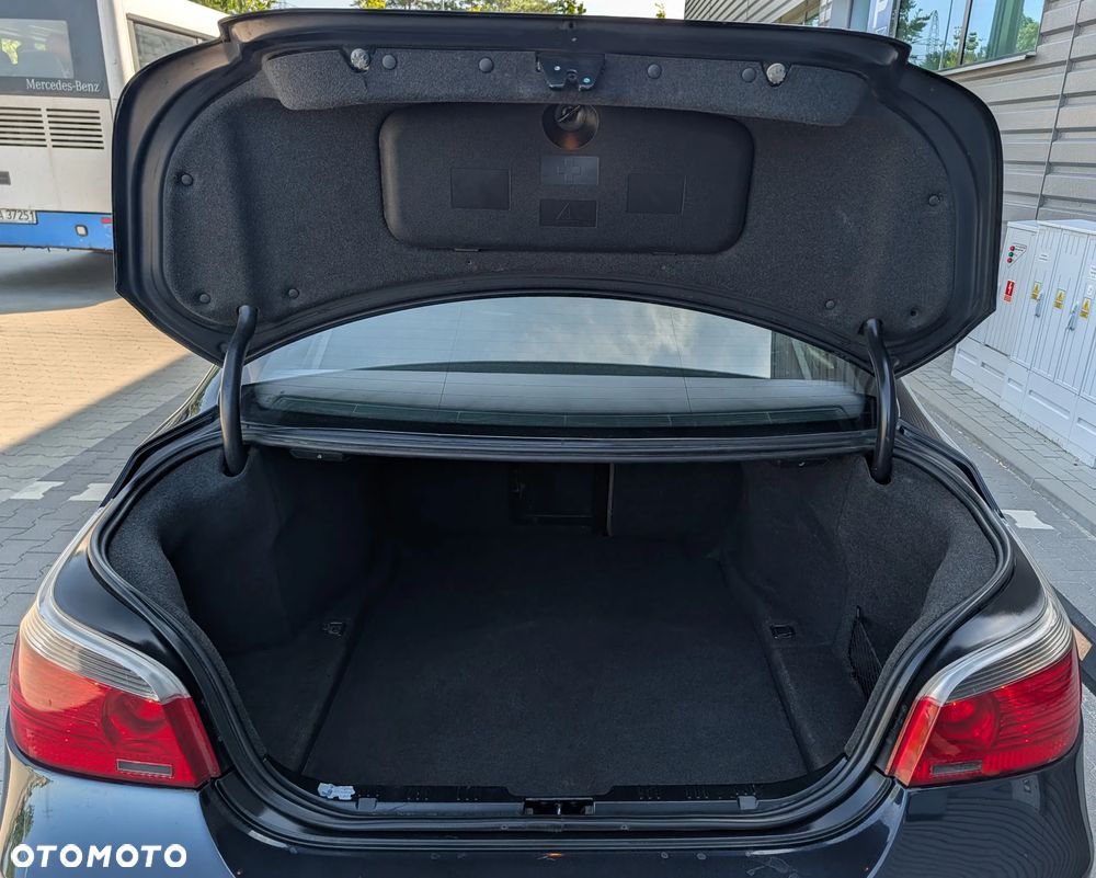 BMW Seria 5 535d - 18