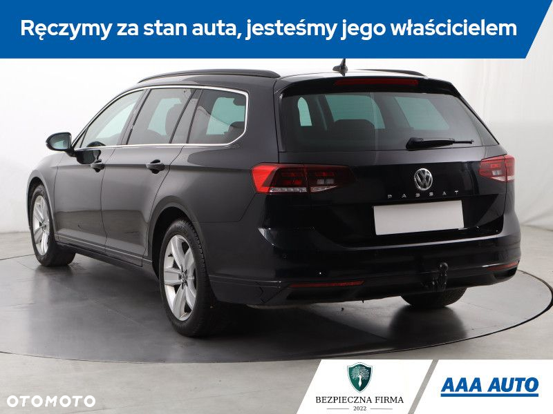 Volkswagen Passat - 5