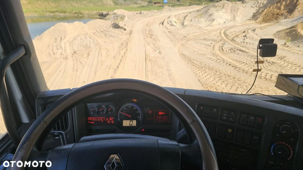 Renault Premium Lander - 8