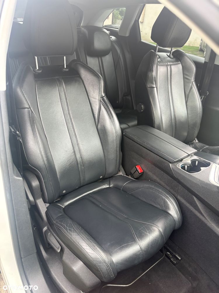 Peugeot 3008 PureTech 130 Stop & Start GPF Allure Business-Paket - 30