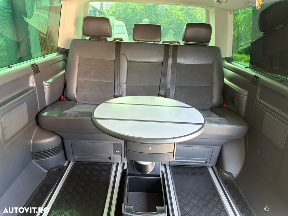 Volkswagen Multivan - 23