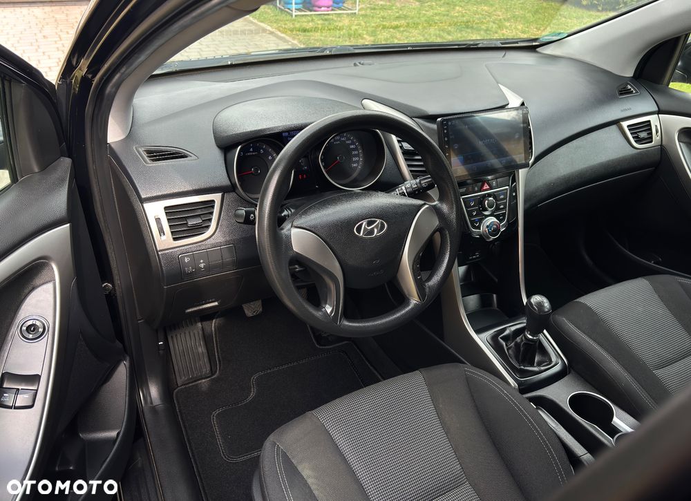Hyundai i30 1.4 Comfort - 8