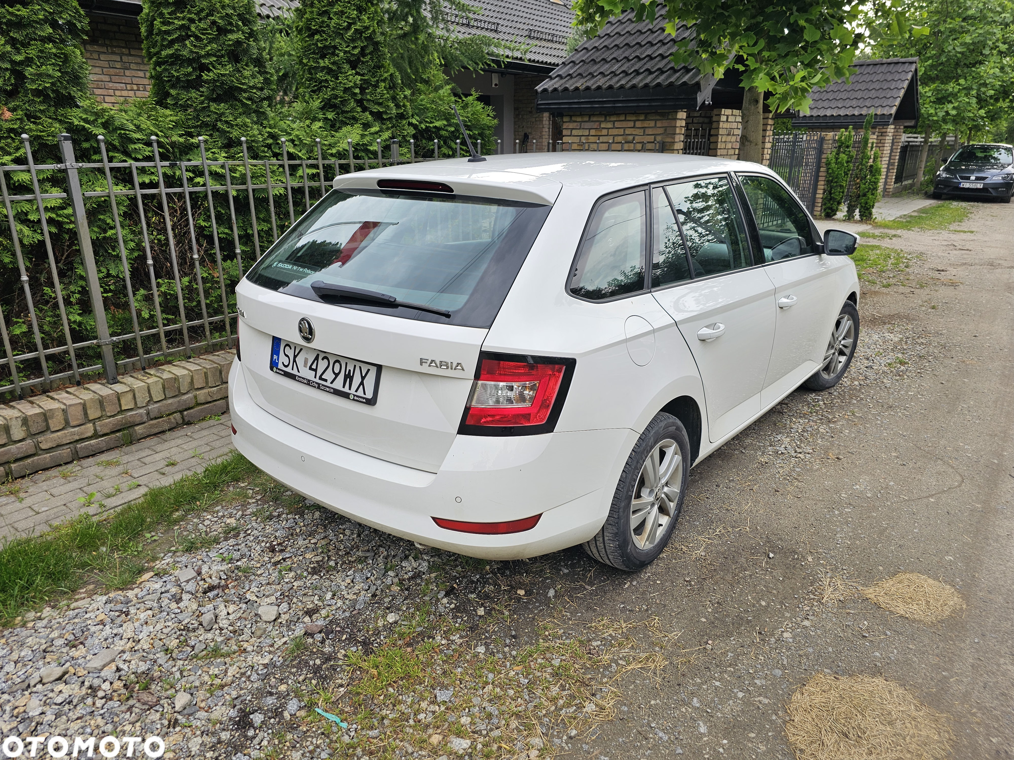 Skoda Fabia 1.0 Clever - 3