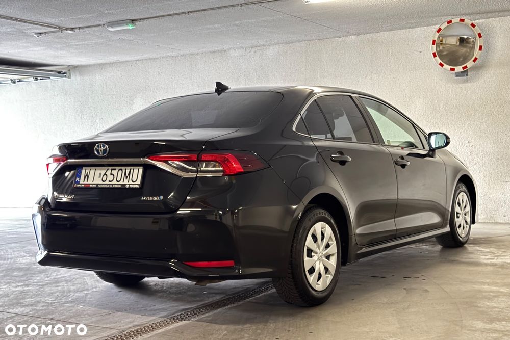 Toyota Corolla 1.8 Hybrid Active - 23