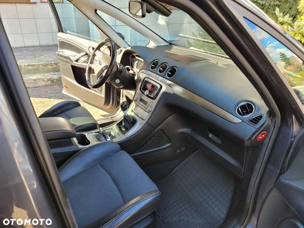 Ford S-Max 2.0 TDCi Trend - 17