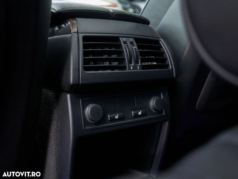 BMW X5 xDrive40d - 37